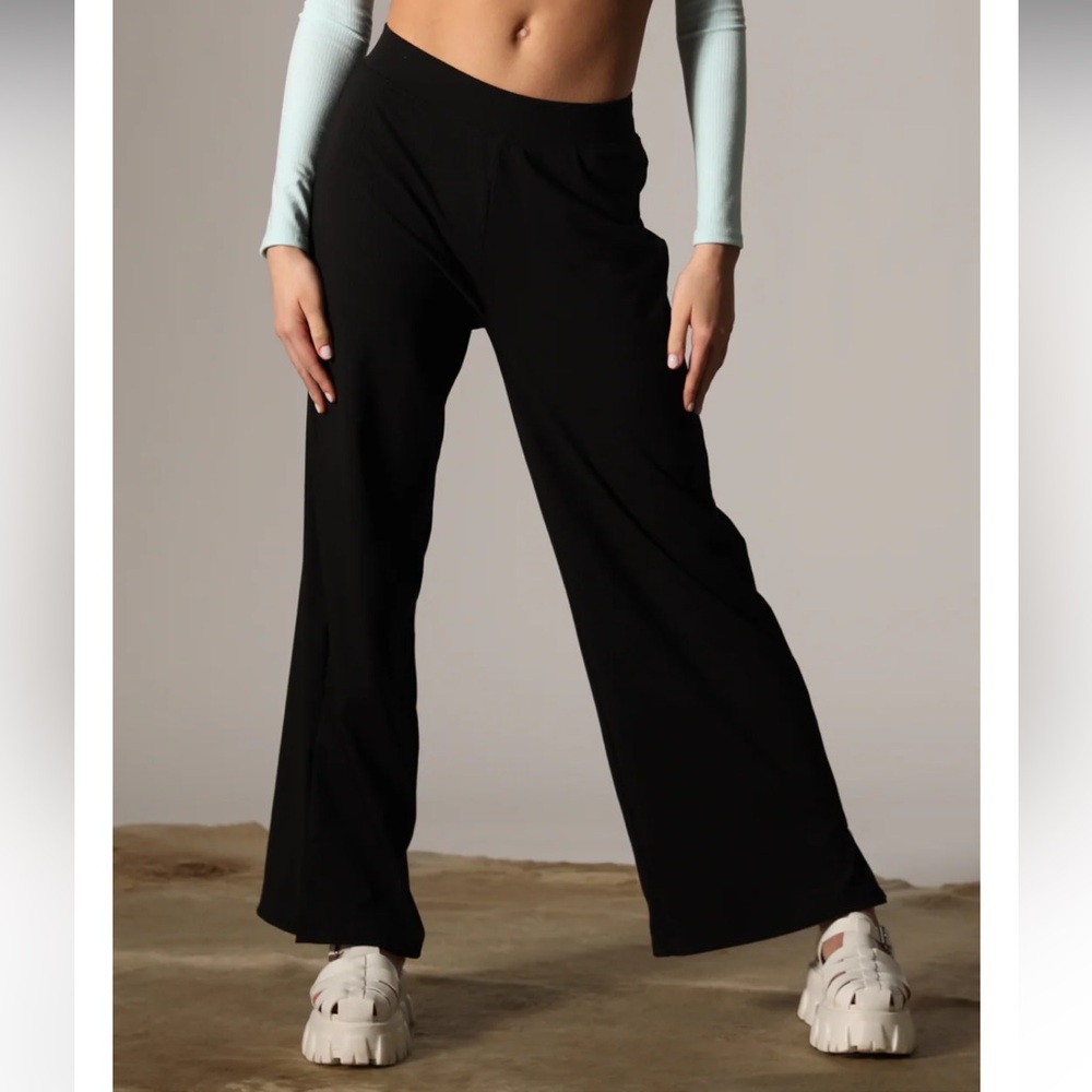 Tiger Friday- Create Wide Leg Ribbed Pants in Black 🖤